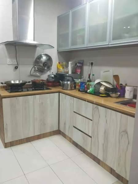 Kondominium untuk Disewa di Mei on The Madge (Vista Permai) - Justin Lee - Kitchen - PropertyGuru.com.my