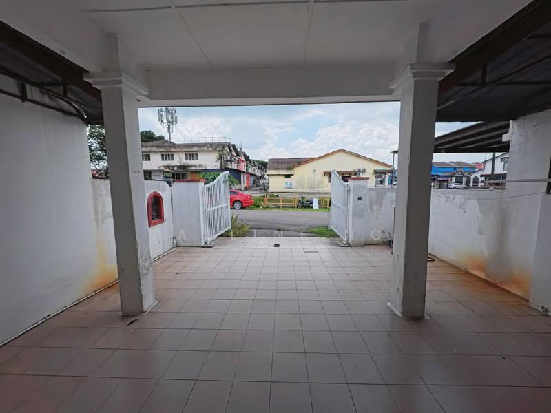 Rumah Flat untuk Dijual di Taman Universiti - Pauline Ng - Exterior - PropertyGuru.com.my