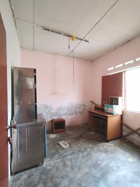 Rumah Teres 1 Tingkat untuk Dijual di Desa Ayer Hitam (Puchong) - Tan Bee Choo - Interior - PropertyGuru.com.my