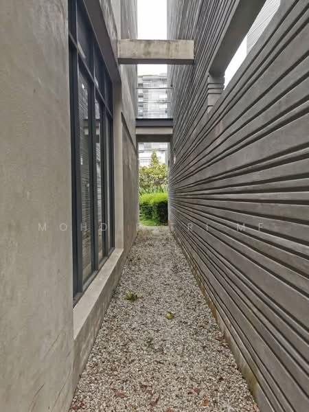 Zero-Lot Bungalow for Rent in Cyberjaya (Selangor) - Mohd Fitri MF - Exterior - PropertyGuru.com.my