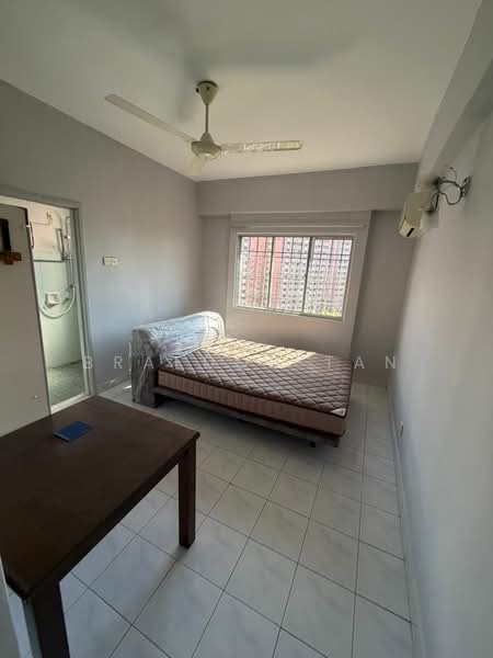 Pangsapuri untuk Disewa di Anggerik Villa 2 Apartment - Braedon Tan - Bedroom - PropertyGuru.com.my