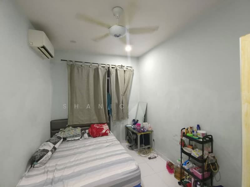 Service Residence for Sale at Jentayu Residensi @ Tampoi - Shanice Tan - Bedroom - PropertyGuru.com.my