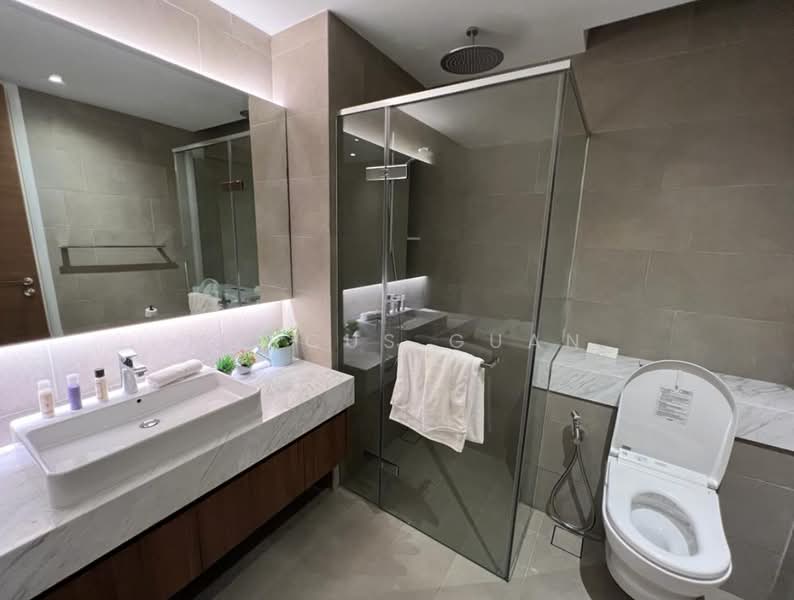 Service Residence for Sale at Aria - Marcus Guan - Bathroom - PropertyGuru.com.my