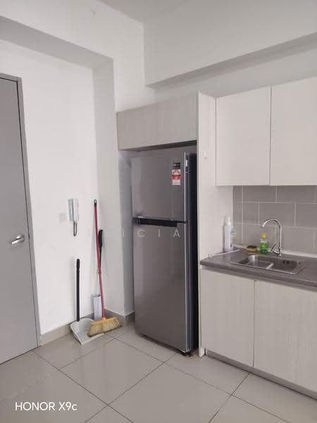 Condominium for Rent at The Wharf Residence - Felicia Ng - Kitchen - PropertyGuru.com.my