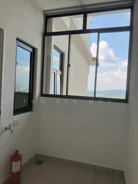 Condominium for Sale at Sky Condominium (Skyz Residence) - Foo Sek Mou - Balcony - PropertyGuru.com.my