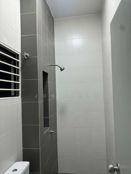 Rumah Teres 2 Tingkat untuk Disewa di Seksyen U13 (Setia Alam) - John Tee - Bathroom - PropertyGuru.com.my