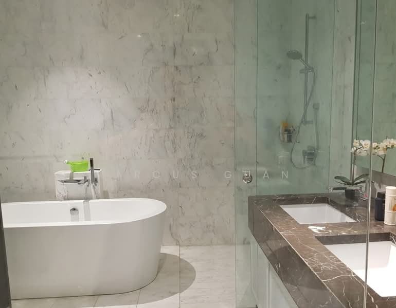 Service Residence for Sale at Banyan Tree Signatures - Marcus Guan - Bathroom - PropertyGuru.com.my