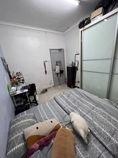 2-storey Terraced House for Sale in Taman Sentosa (Klang) - Stephanie Lim - Bedroom - PropertyGuru.com.my