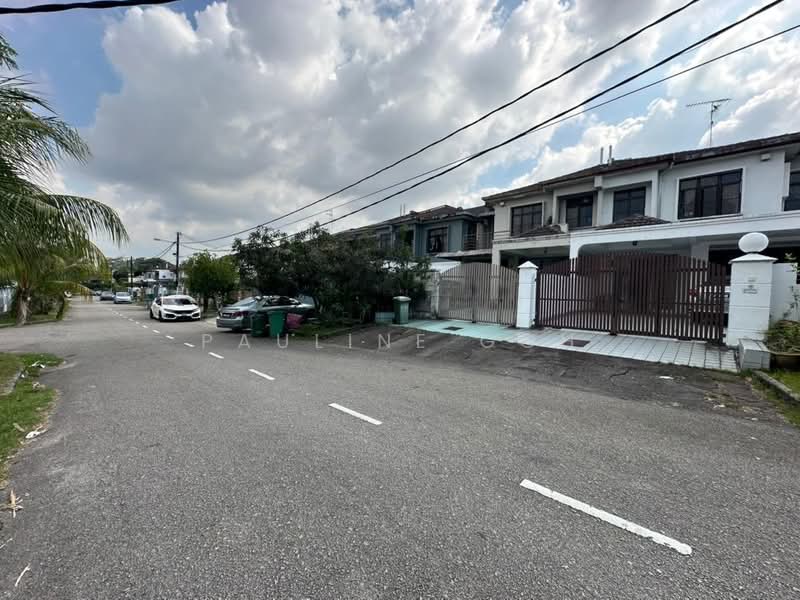 2-storey Terraced House for Sale in Taman Desa Cemerlang (Ulu Tiram) - Pauline Goh - PropertyGuru.com.my