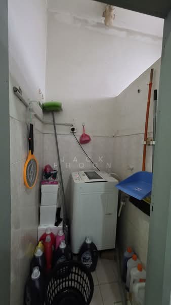 2-storey Terraced House for Sale in Taman Putri (Kulai) - Jack Phoon - BATHROOM - PropertyGuru.com.my