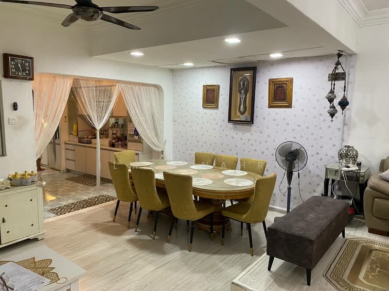 Rumah Teres 2 Tingkat untuk Dijual di Taman Selayang Indah (Selayang) - Ilman Nahri - Dining Room - PropertyGuru.com.my