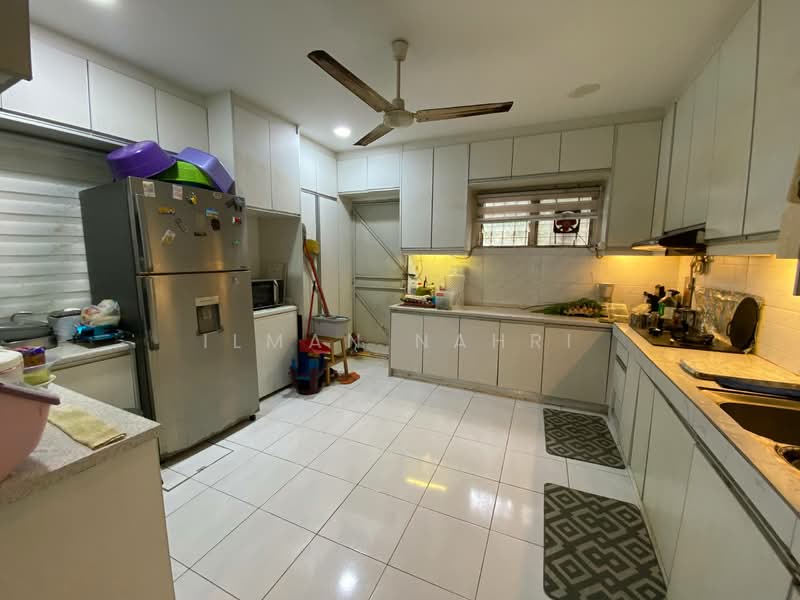 Rumah Teres 2 Tingkat untuk Dijual di Taman Selayang Indah (Selayang) - Ilman Nahri - Kitchen - PropertyGuru.com.my