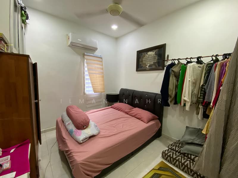 Rumah Teres 2 Tingkat untuk Dijual di Taman Selayang Indah (Selayang) - Ilman Nahri - Bedroom - PropertyGuru.com.my
