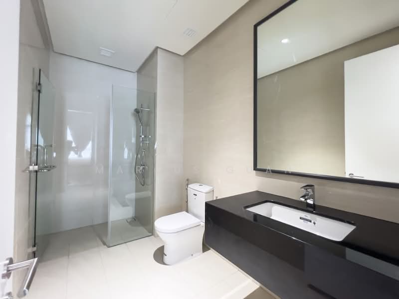 Servis Apartment untuk Dijual di Service Suites @ Pavilion Embassy - Marcus Guan - Bathroom - PropertyGuru.com.my