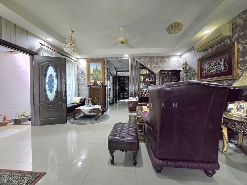 2-storey Terraced House for Sale in Usj 22 (Subang Jaya) - Henrick Tan - Living Room - PropertyGuru.com.my