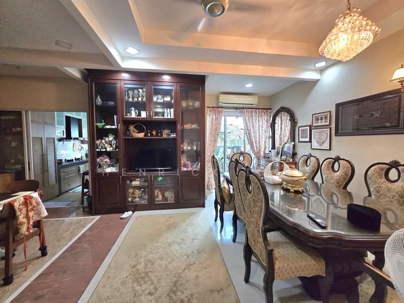 2-storey Terraced House for Sale in Usj 22 (Subang Jaya) - Henrick Tan - Dining Room - PropertyGuru.com.my