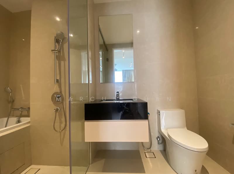 Servis Apartment untuk Dijual di Pavilion Ceylon Hill - Marcus Guan - Bathroom - PropertyGuru.com.my