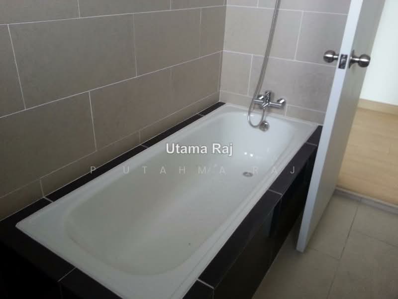 2-storey Terraced House for Sale in Alam Impian (Shah Alam) - P Utahma Raj - PropertyGuru.com.my