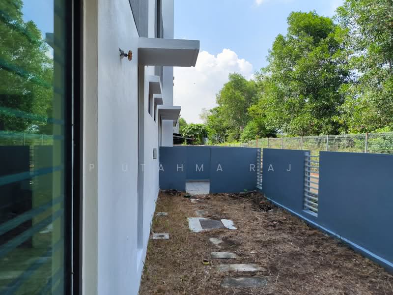 Semi-Detached House for Sale in Alam Impian (Shah Alam) - P Utahma Raj - Exterior - PropertyGuru.com.my