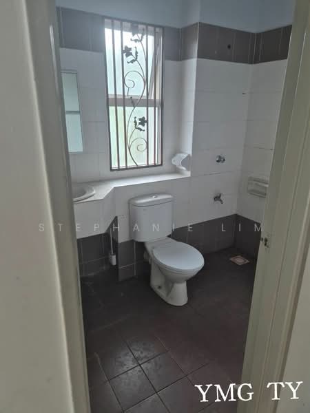 Rumah Teres 2 Tingkat untuk Dijual di Bandar Bukit Raja (Klang) - Stephanie Lim - Bathroom - PropertyGuru.com.my