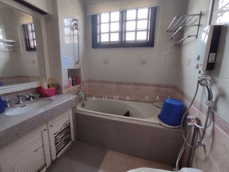 Rumah Banglo untuk Dijual di Bangsar Baru (Bangsar) - P Utahma Raj - PropertyGuru.com.my