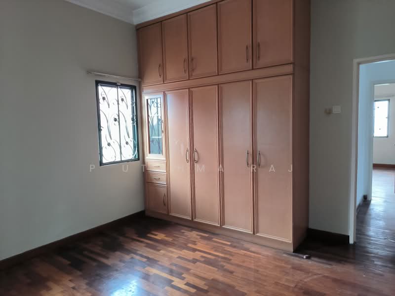 Bungalow for Sale in Kota Kemuning (Shah Alam) - P Utahma Raj - PropertyGuru.com.my