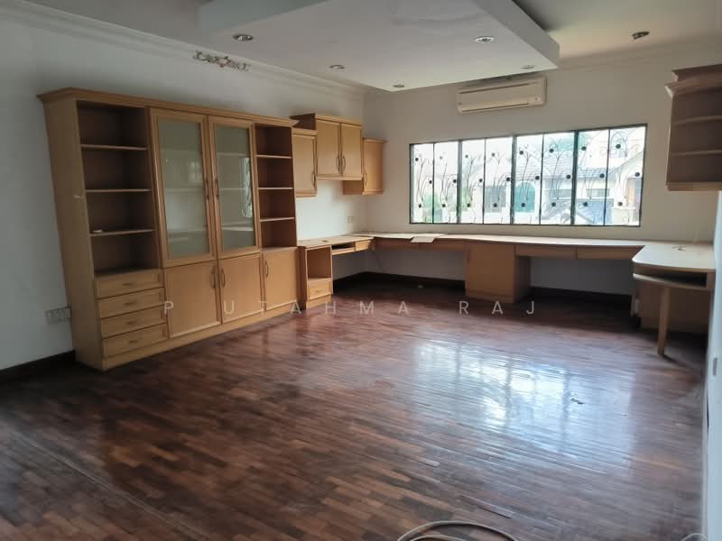 Bungalow for Sale in Kota Kemuning (Shah Alam) - P Utahma Raj - PropertyGuru.com.my