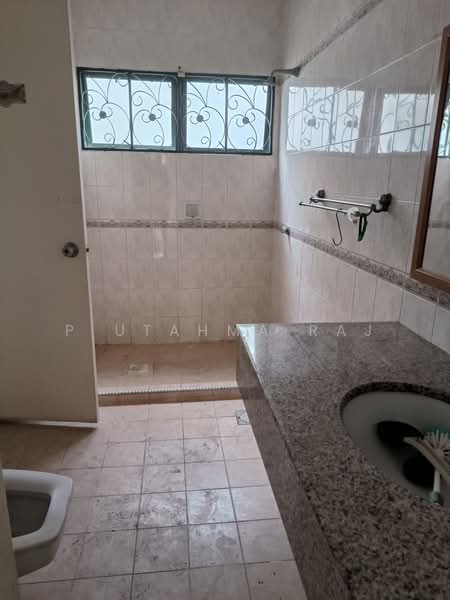 Bungalow for Sale in Kota Kemuning (Shah Alam) - P Utahma Raj - PropertyGuru.com.my
