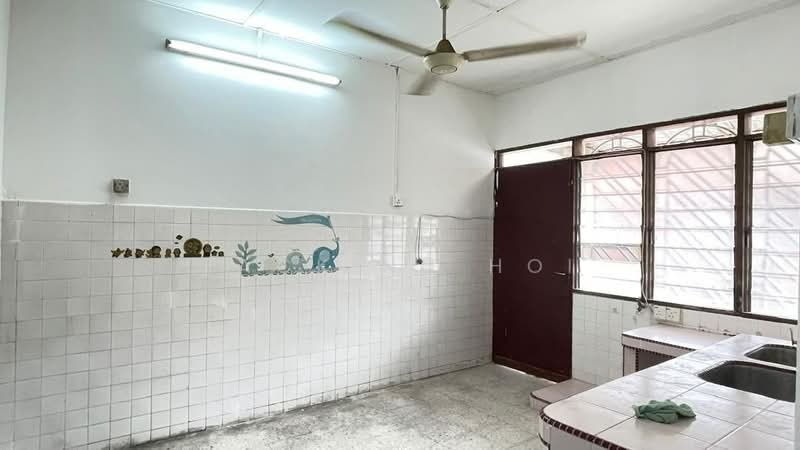 Rumah Teres 1 Tingkat untuk Dijual di Taman Sentosa (Klang) - Zackinn Hoi - Kitchen - PropertyGuru.com.my