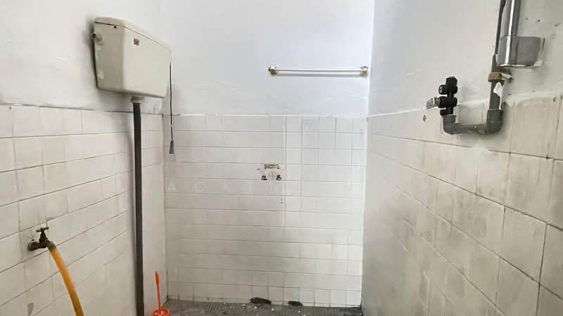 Rumah Teres 1 Tingkat untuk Dijual di Taman Sentosa (Klang) - Zackinn Hoi - Bathroom - PropertyGuru.com.my