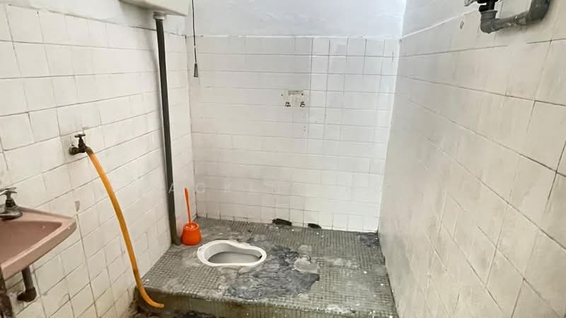 Rumah Teres 1 Tingkat untuk Dijual di Taman Sentosa (Klang) - Zackinn Hoi - Bathroom - PropertyGuru.com.my