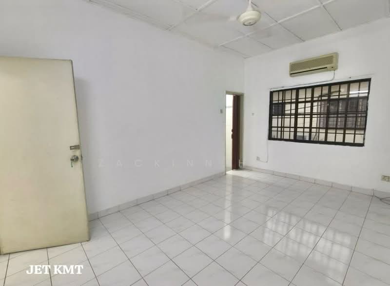 2-storey Terraced House for Rent in Bandar Bukit Tinggi (Klang) - Zackinn Hoi - PropertyGuru.com.my