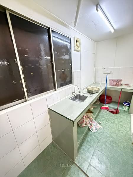 Pangsapuri untuk Disewa di Pangsapuri Palma - Zackinn Hoi - Kitchen - PropertyGuru.com.my