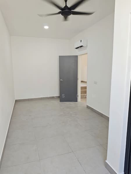 Rumah Teres 2 Tingkat untuk Disewa di Austin (Johor Bahru) - Aries Lam - PropertyGuru.com.my