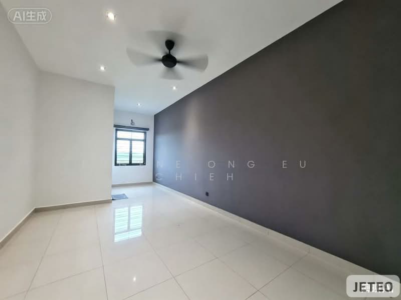 Rumah Teres 2 Tingkat untuk Dijual di Tanjong Duabelas (Selangor) - Eugene Ong Eu chieh - Living Room - PropertyGuru.com.my