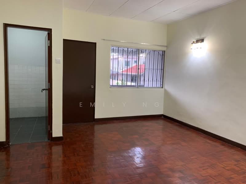 Rumah Teres 2 Tingkat untuk Dijual di SS 21, Damansara Utama (Petaling Jaya) - Emily Ng - PropertyGuru.com.my