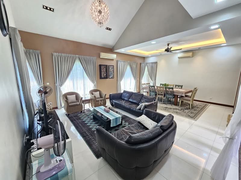 Rumah Berkembar untuk Dijual di Bukit Jelutong (Shah Alam) - Winny Su - Living Room - PropertyGuru.com.my