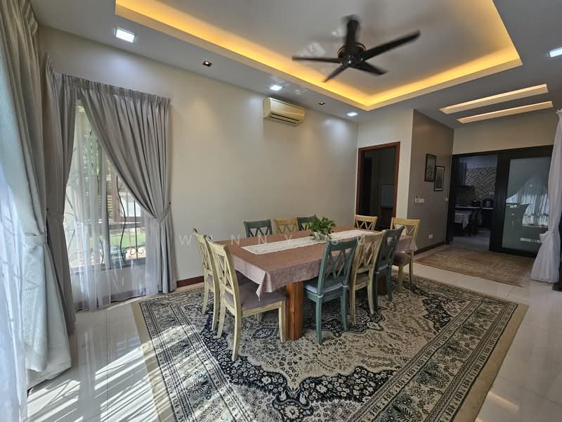 Rumah Berkembar untuk Dijual di Bukit Jelutong (Shah Alam) - Winny Su - Dining Room - PropertyGuru.com.my