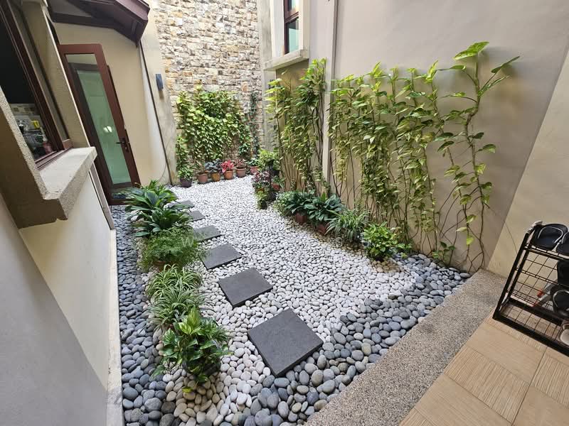 Rumah Berkembar untuk Dijual di Bukit Jelutong (Shah Alam) - Winny Su - Garden - PropertyGuru.com.my