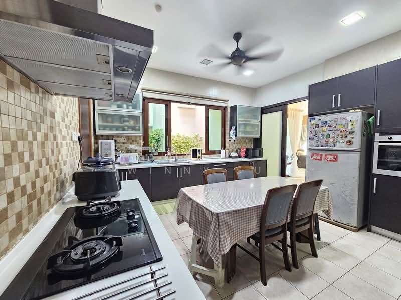 Rumah Berkembar untuk Dijual di Bukit Jelutong (Shah Alam) - Winny Su - Kitchen - PropertyGuru.com.my