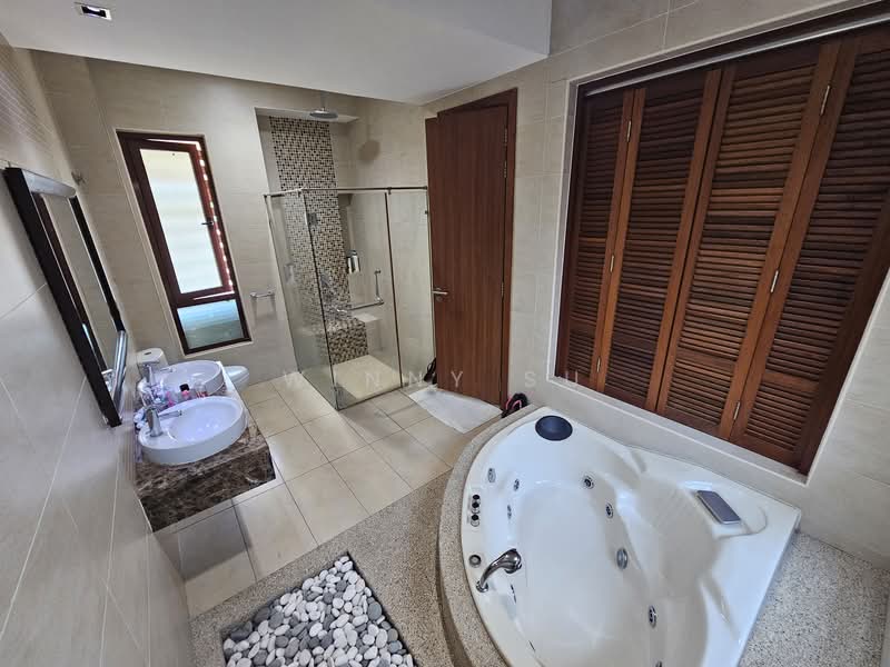 Rumah Berkembar untuk Dijual di Bukit Jelutong (Shah Alam) - Winny Su - Bathroom - PropertyGuru.com.my
