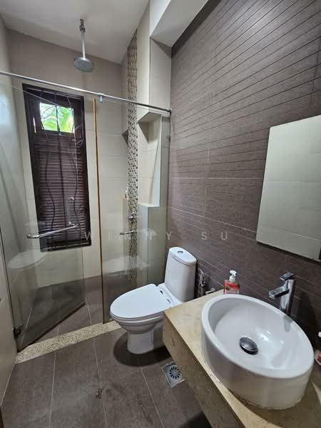 Rumah Berkembar untuk Dijual di Bukit Jelutong (Shah Alam) - Winny Su - Bathroom - PropertyGuru.com.my
