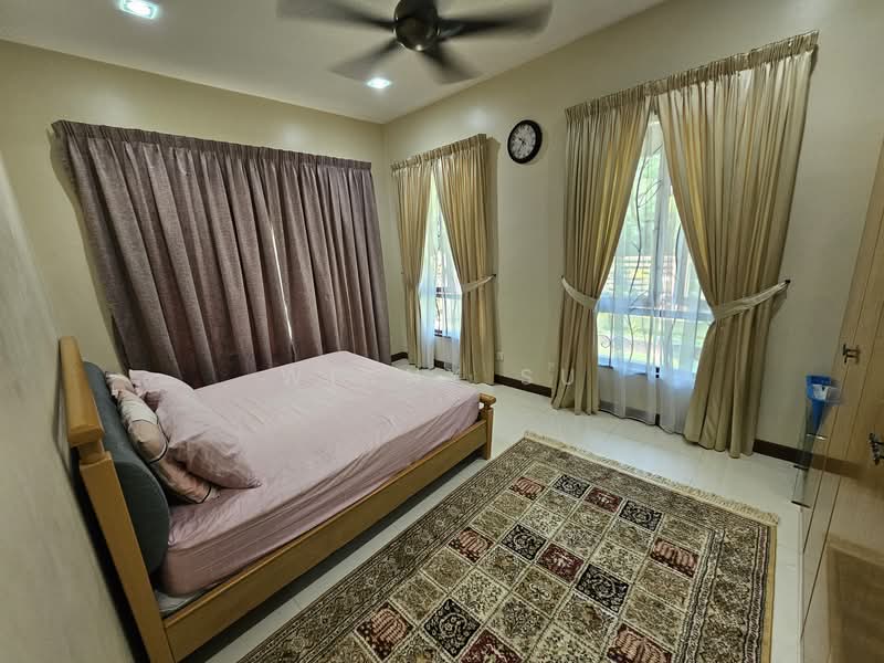 Rumah Berkembar untuk Dijual di Bukit Jelutong (Shah Alam) - Winny Su - Bedroom - PropertyGuru.com.my