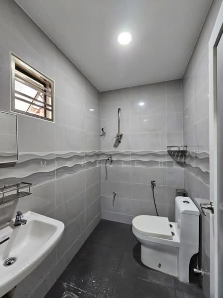 Rumah Teres 1 Tingkat untuk Dijual di Johor Bahru (Johor) - Michelle He - Bathroom - PropertyGuru.com.my