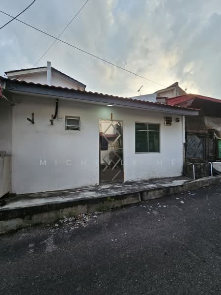 Rumah Teres 1 Tingkat untuk Dijual di Johor Bahru (Johor) - Michelle He - Exterior - PropertyGuru.com.my