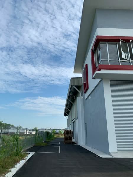 Kilang untuk Disewa di Nilai (Negeri Sembilan) - Y.H. Lee - Exterior - PropertyGuru.com.my