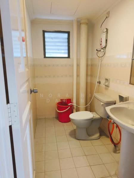 Condominium for Sale at Bukit Pandan Kondominium 2 - Noraini Dahan - Bathroom - PropertyGuru.com.my