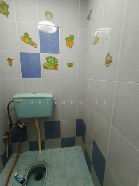 2-storey Terraced House for Sale in Taman Ungku Tun Aminah (Skudai) - Melinda Ee - Bathroom - PropertyGuru.com.my