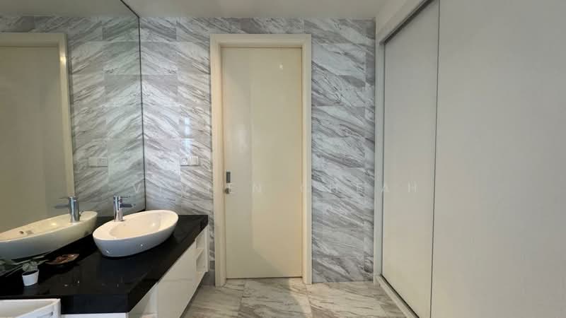 Kondominium untuk Disewa di Setia V Residences - Vivien Cheah - Bathroom - PropertyGuru.com.my