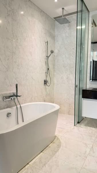 Servis Apartment untuk Dijual di Banyan Tree Signatures - Mei Yee Tan - Bathroom - PropertyGuru.com.my